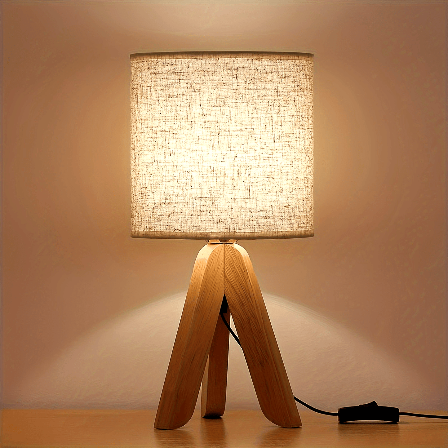 LYOOWNG Wooden Tripod Table Lamp