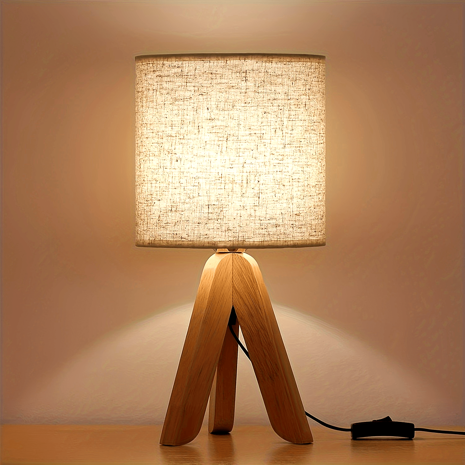 LYOOWNG Wooden Tripod Table Lamp